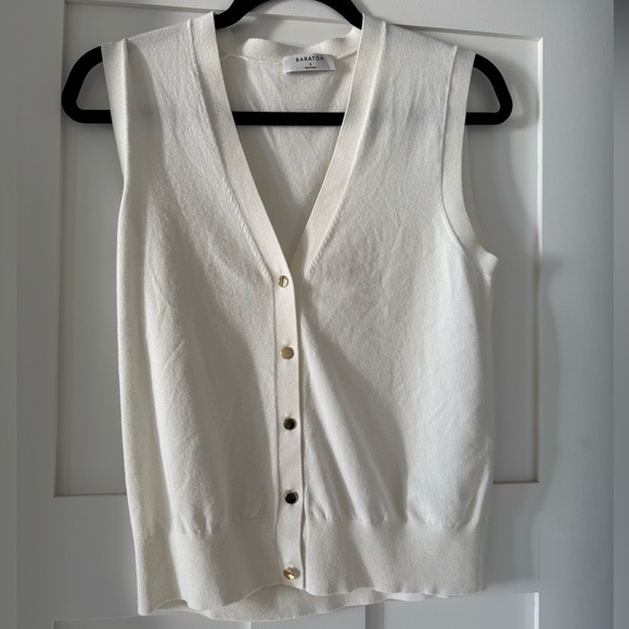 Aritzia: Babaton MARSDEN SWEATER VEST - Picture 3 of 5